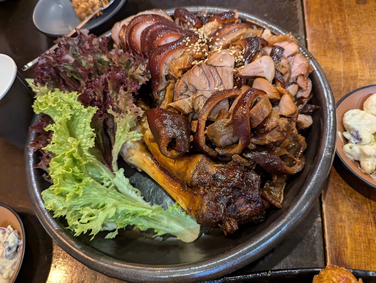 Jokbal pork hock platter at Don Don City